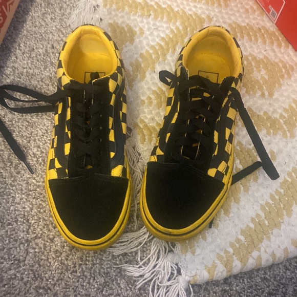 Vans - Picture 4 of 4